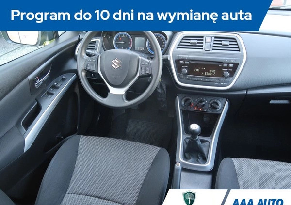 Suzuki SX4 S-Cross cena 46000 przebieg: 71595, rok produkcji 2013 z Sianów małe 137